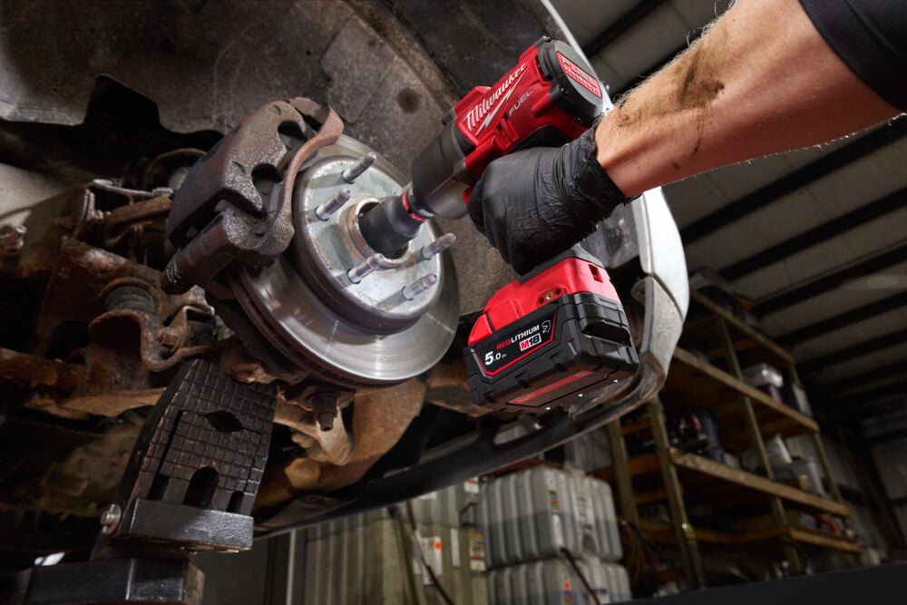 MILWAUKEE M18 B5-CR Chemisch Bestendig Accu