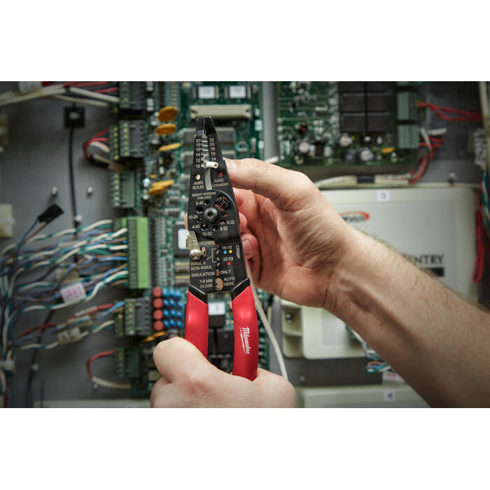 MILWAUKEE Multifunctionele draadstripper met krimper