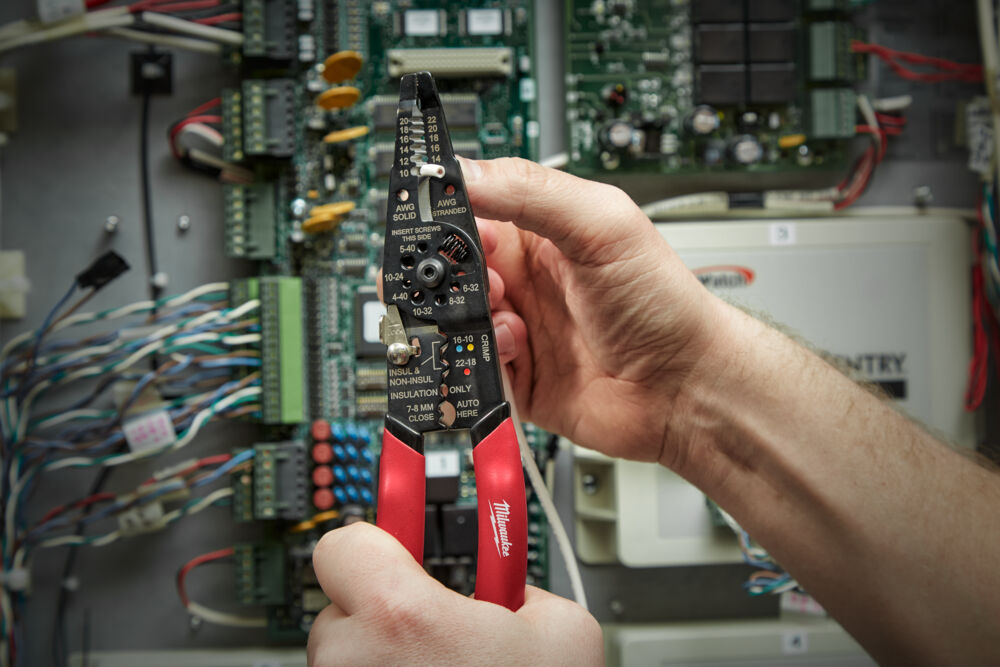 MILWAUKEE Multifunctionele draadstripper met krimper