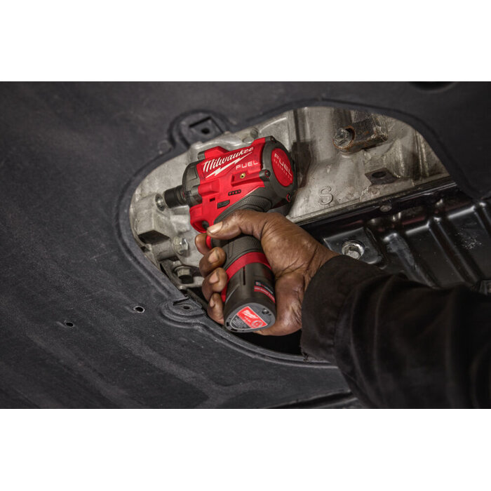 MILWAUKEE M12 FCIWF38G3 FUEL™ Compacte ⅜″ slagmoersleutel met frictiering