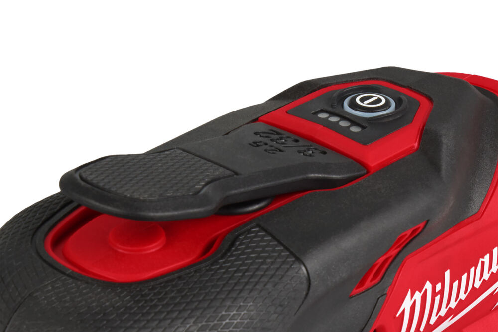 MILWAUKEE M12 FROS2.5 FUEL 150mm Roterende schuurmachine met 2,5mm rotatie
