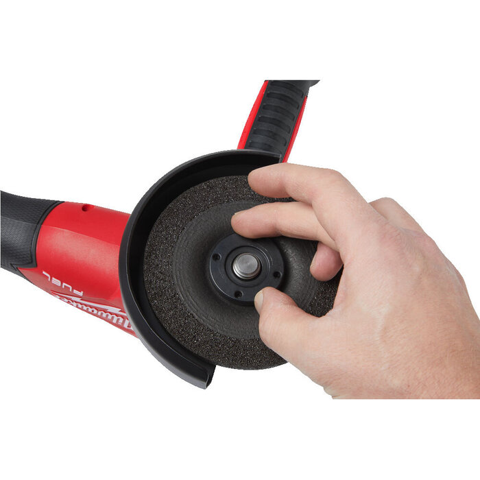 MILWAUKEE M18 FSAGV125XB 125mm haakse slijpmachine met schuifschakelaar, variabel toerental en remfunctie