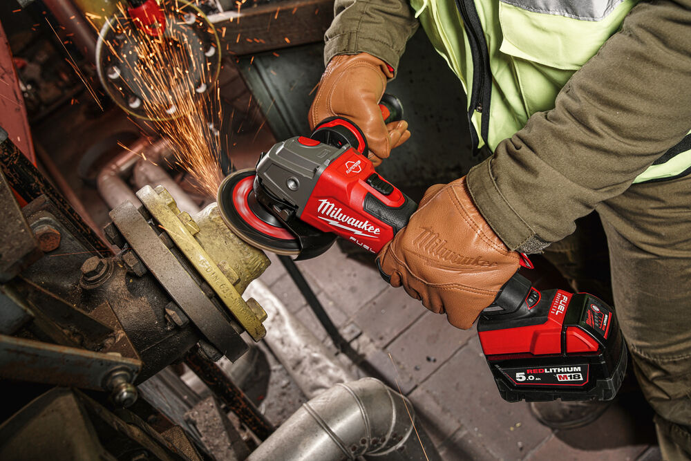 MILWAUKEE M18 FSAGV125XB 125mm haakse slijpmachine met schuifschakelaar, variabel toerental en remfunctie