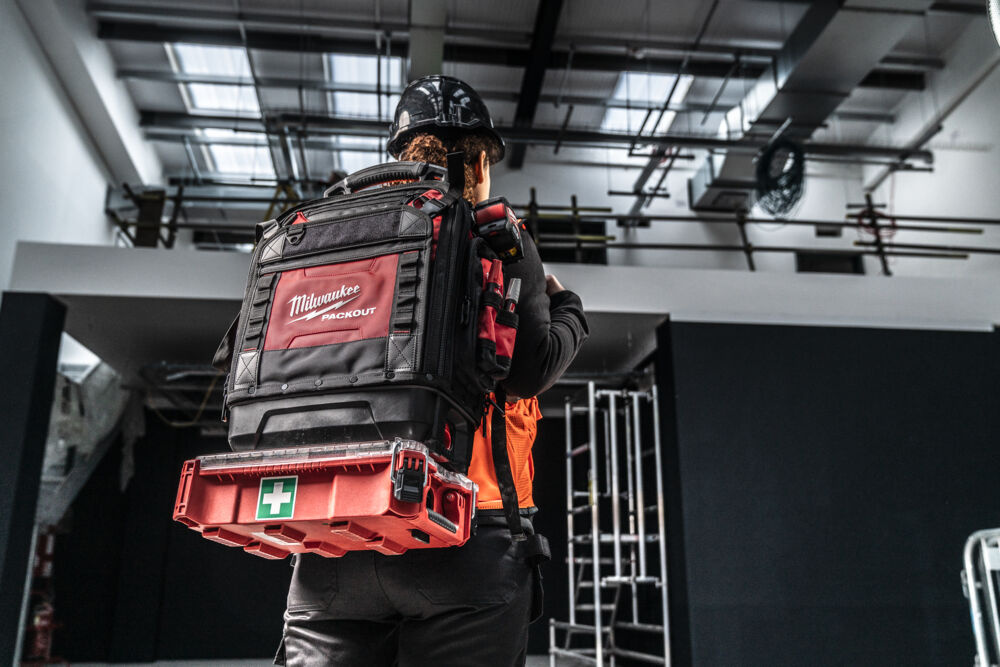 MILWAUKEE PACKOUT™ Gestructureerde rugzak