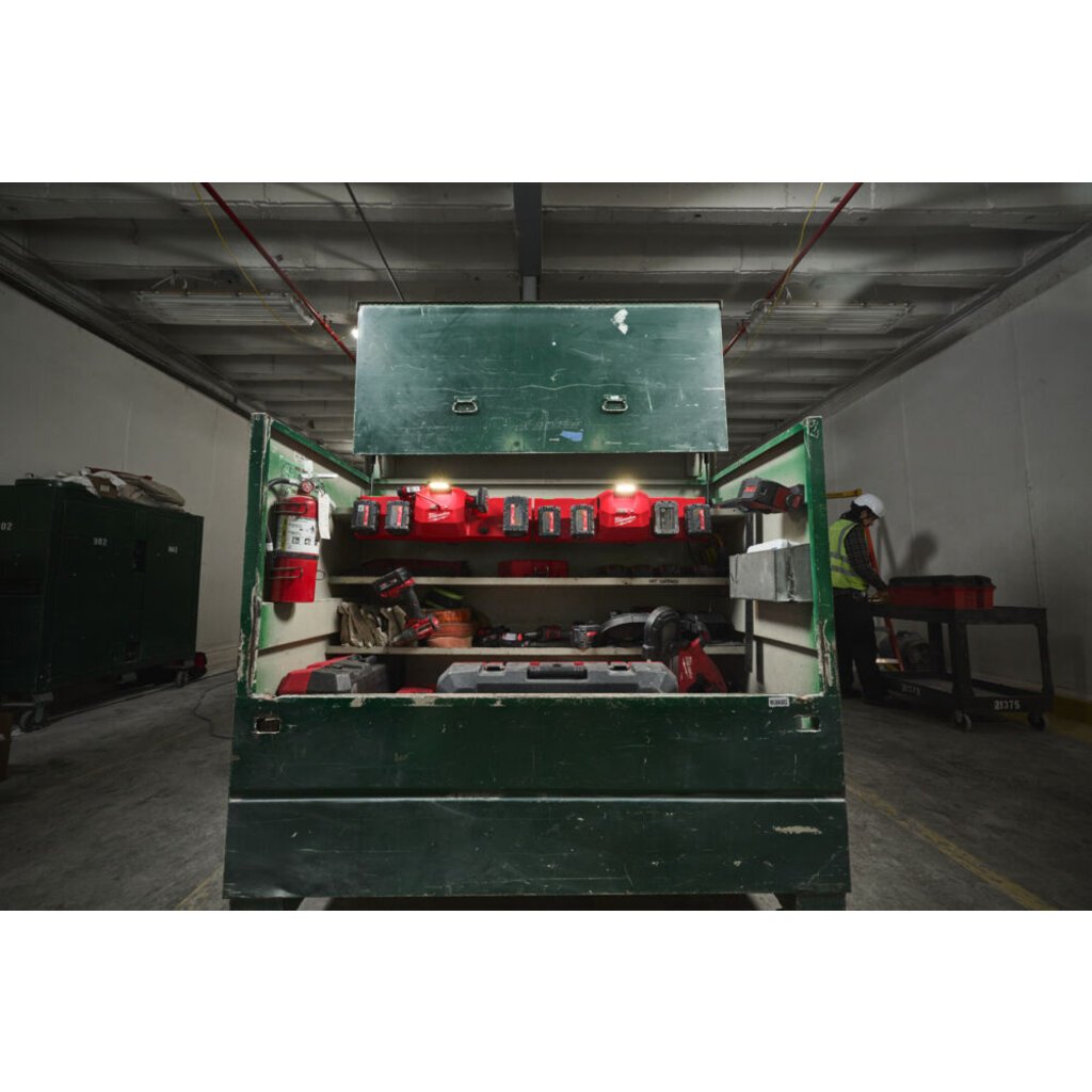 MILWAUKEE M12-18 GBC4 Gangbox lader