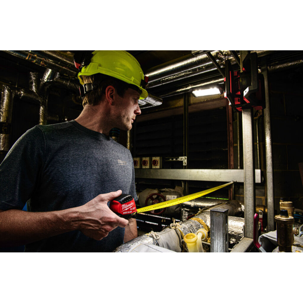 MILWAUKEE M18 PAL2 Pivoting Area Light