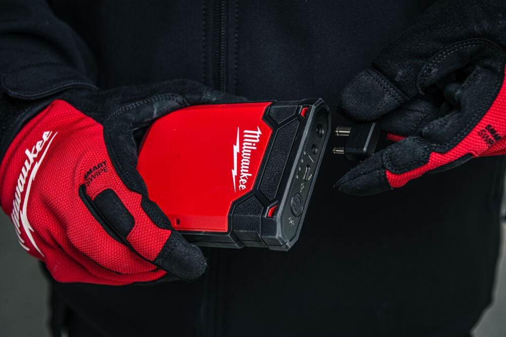MILWAUKEE IRPSU3-0 Heated Gear Power Source USB-C to USB-C Cord