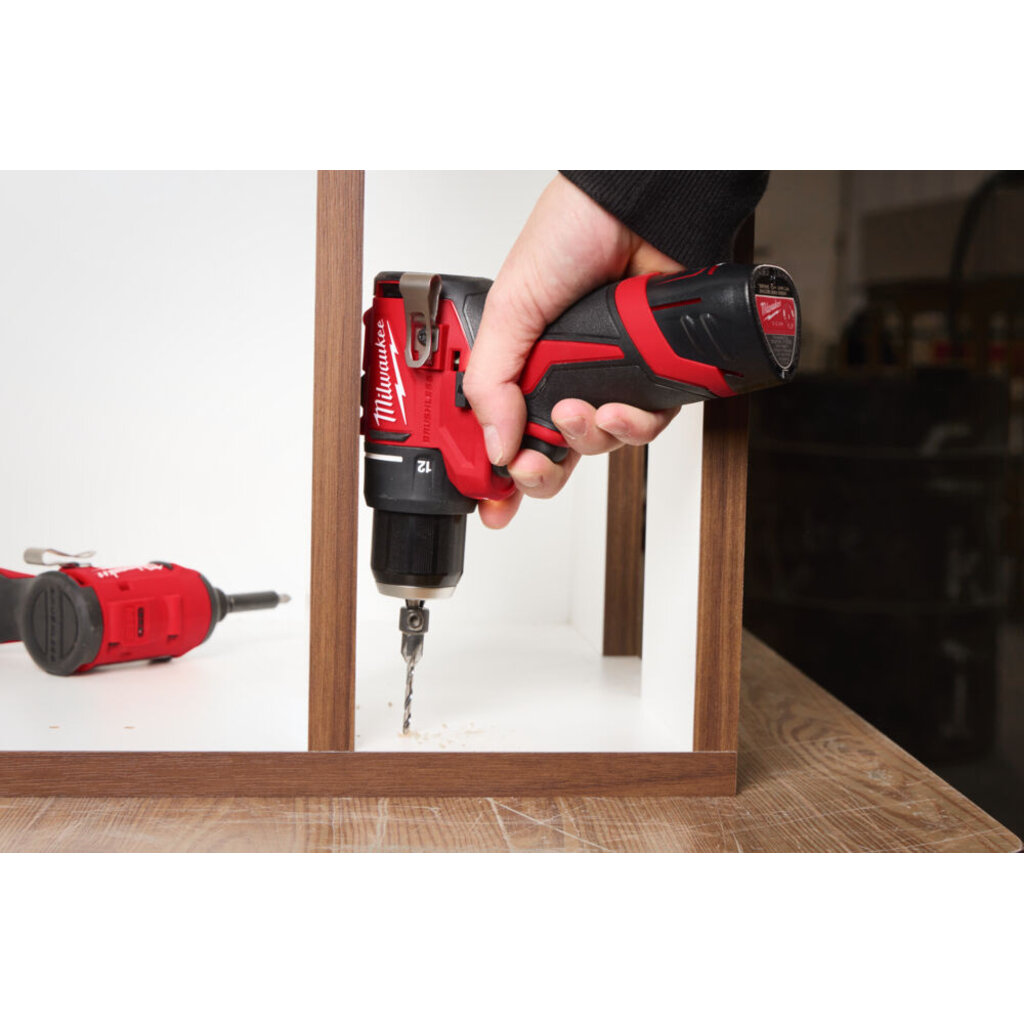 MILWAUKEE M12 BLDDRC Compact Boorschroefmachine