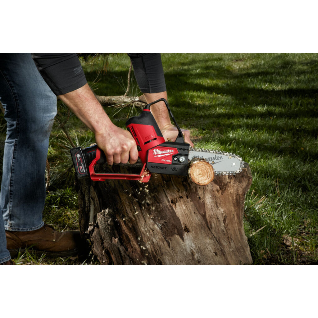 MILWAUKEE M12 FHS  FUEL HATCHET snoeizaag 15 cm