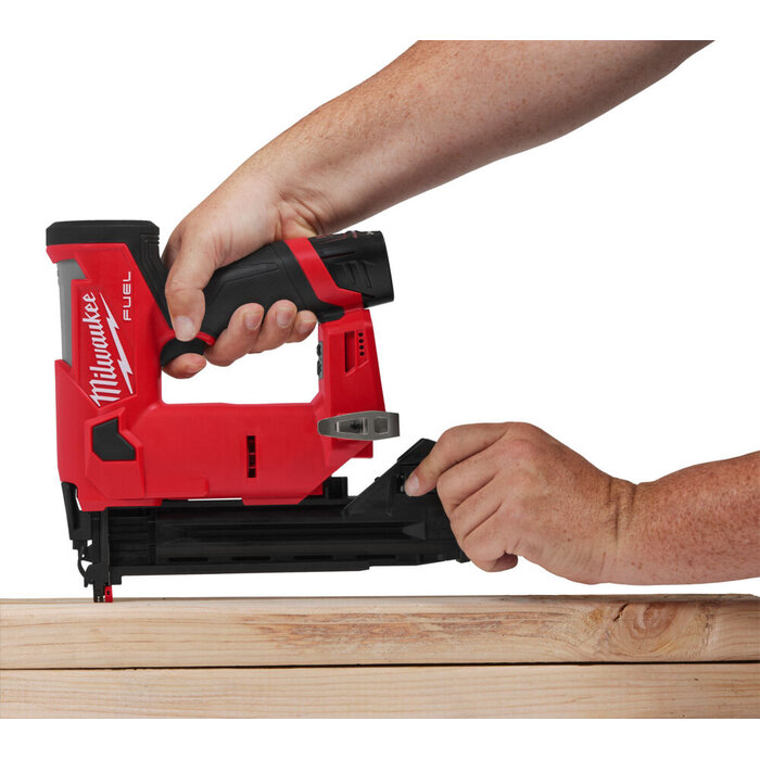 MILWAUKEE M12 FCN18GS FUEL Compacte 18 GA rechte tacker