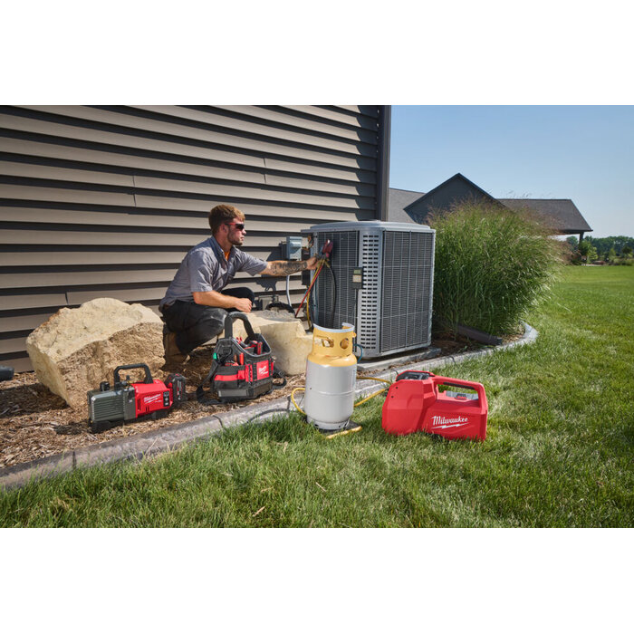 MILWAUKEE M18 Brushless recovery pomp
