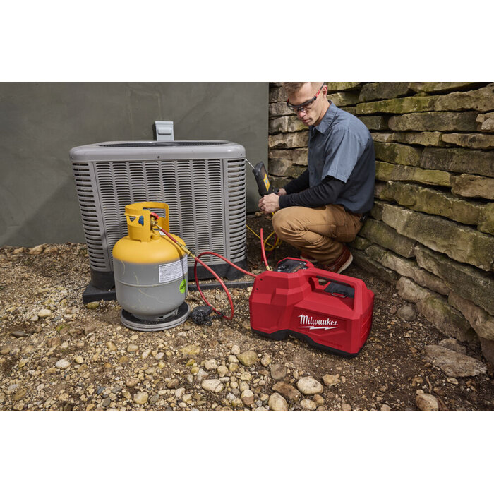 MILWAUKEE M18 Brushless recovery pomp