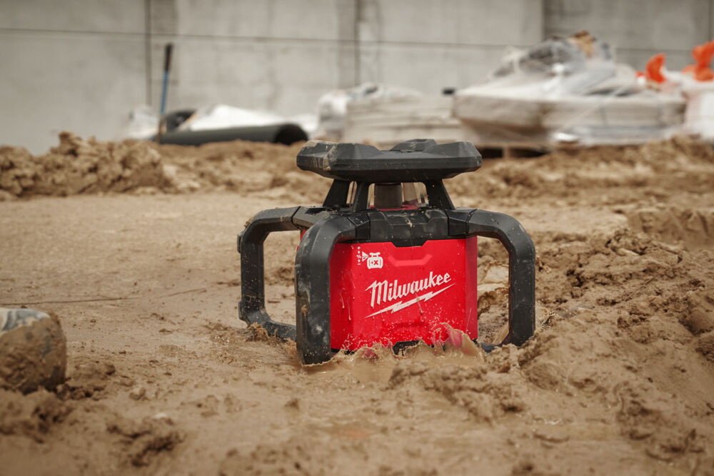MILWAUKEE M18 RLOHV1200-501C ONE-KEY, Rotary Laser, Red, Horizontal-Vertical, Auto Dual Grade, 1200 meter