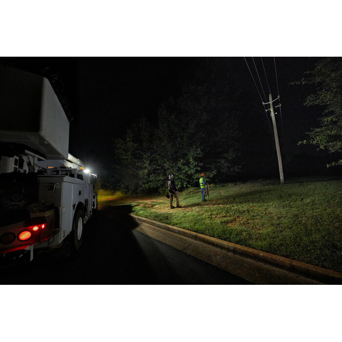 M18 URSL Afstandsbedienbare spot licht met OneKey