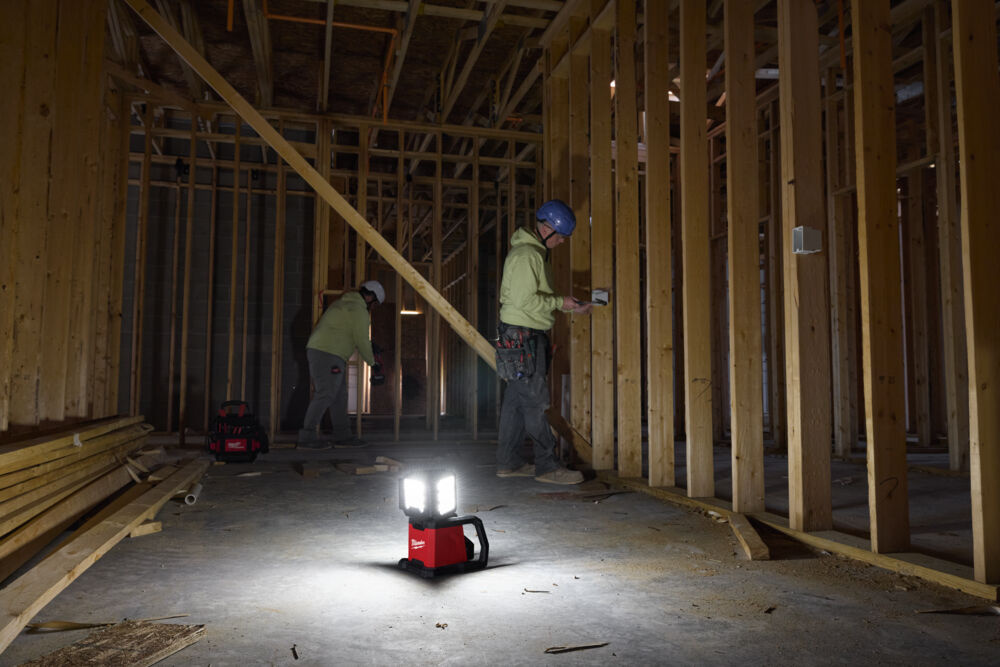 MILWAUKEE M18 MDTL Multi-Directional Task Light