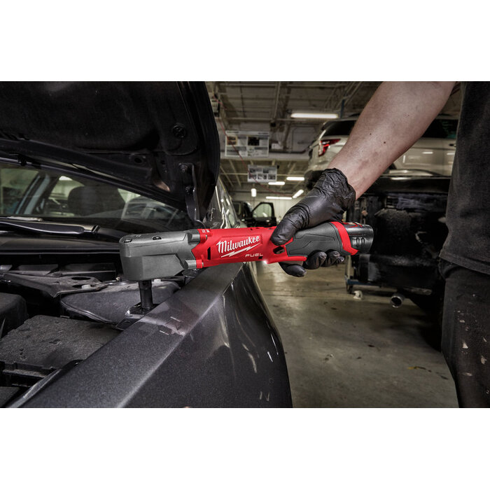 MILWAUKEE M12 FRAIWF haakse slagmoersleutel met frictiering