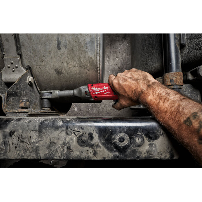 MILWAUKEE M12 FIR38LR  FUEL subcompact verlengde 3⁄8˝ ratelsleutel