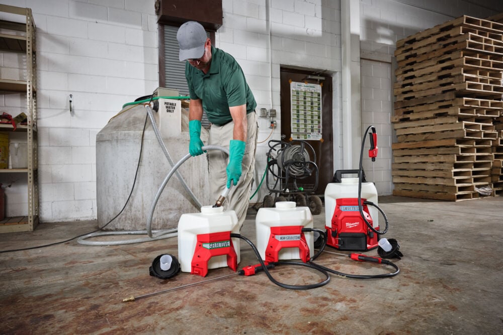 MILWAUKEE M18 BBPFP2 SWITCH TANK™ Gen2 basis rugzak pompsproeier 15 liter