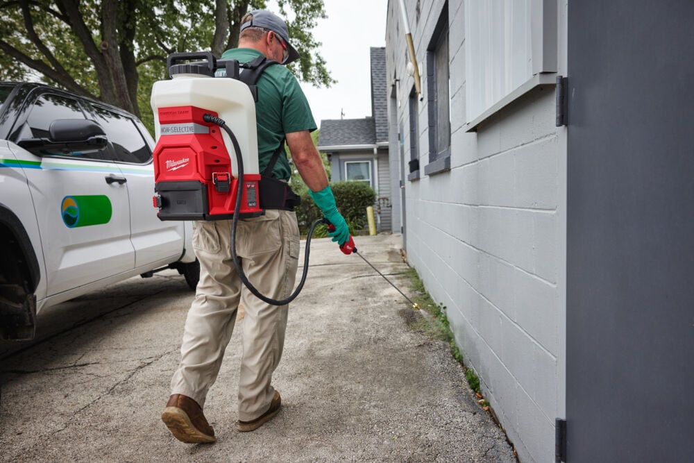 MILWAUKEE M18 BBPFP2 SWITCH TANK™ Gen2 basis rugzak pompsproeier 15 liter