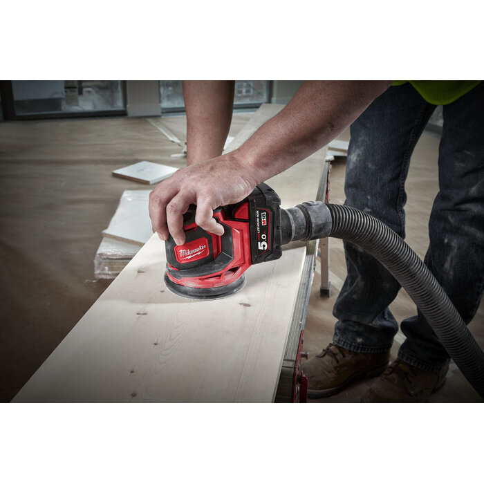 MILWAUKEE M18 BOS125 excentrische schuurmachine 125 mm