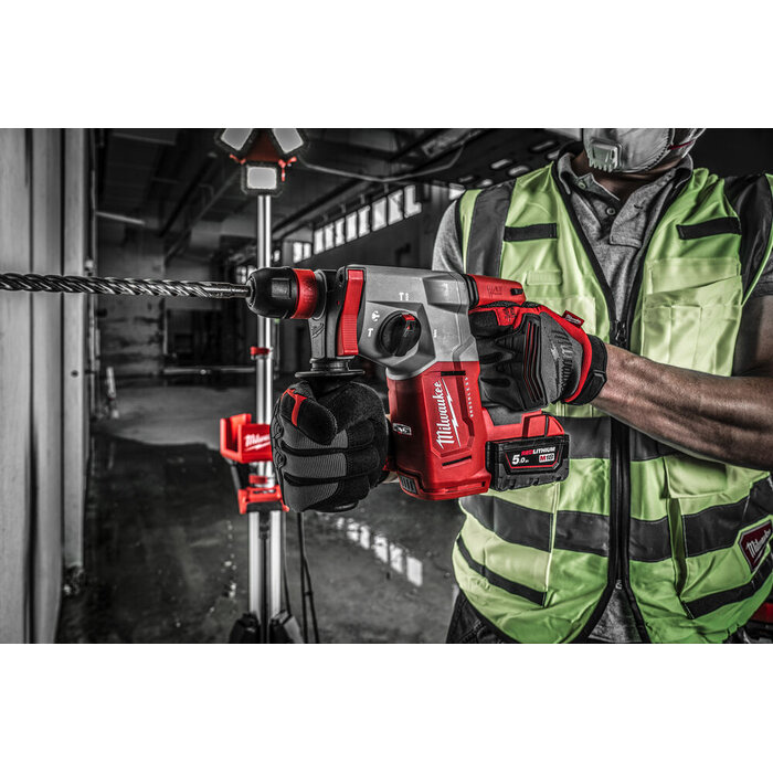 MILWAUKEE M18 BLHX Koolborstelloze 4-standen SDS-PLUS hamer met FIXTEC