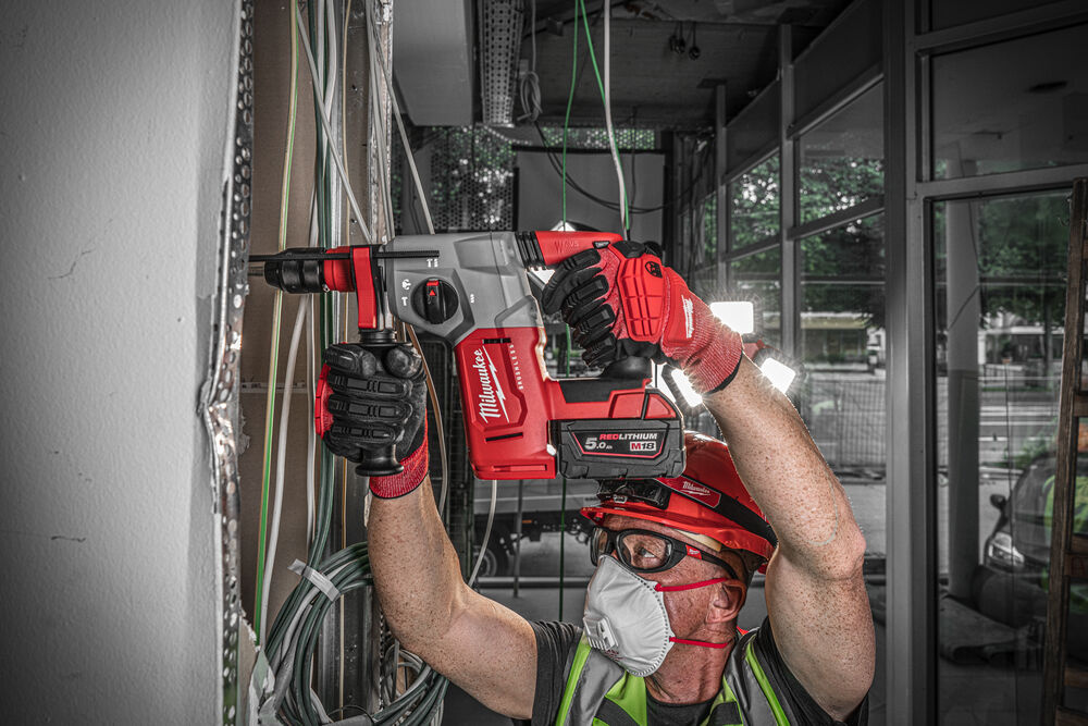 MILWAUKEE M18 BLHX Koolborstelloze 4-standen SDS-PLUS hamer met FIXTEC