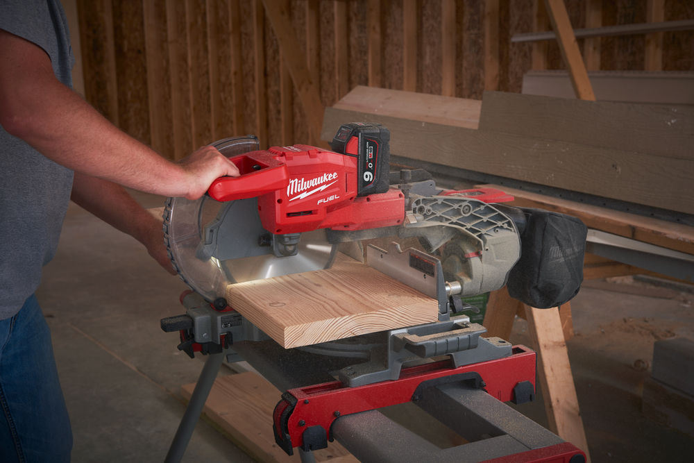 MILWAUKEE M18 FMS254-0 FUEL 254 mm afkortzaagmachine