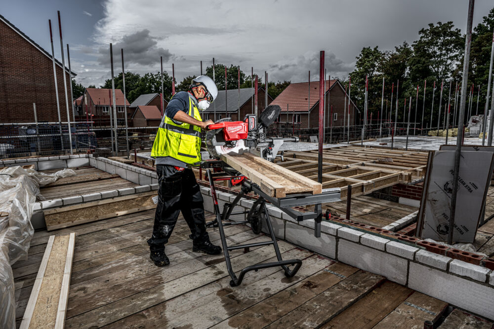 MILWAUKEE M18 FMS305 FUEL ONE-KEY 305 mm afkortzaagmachine