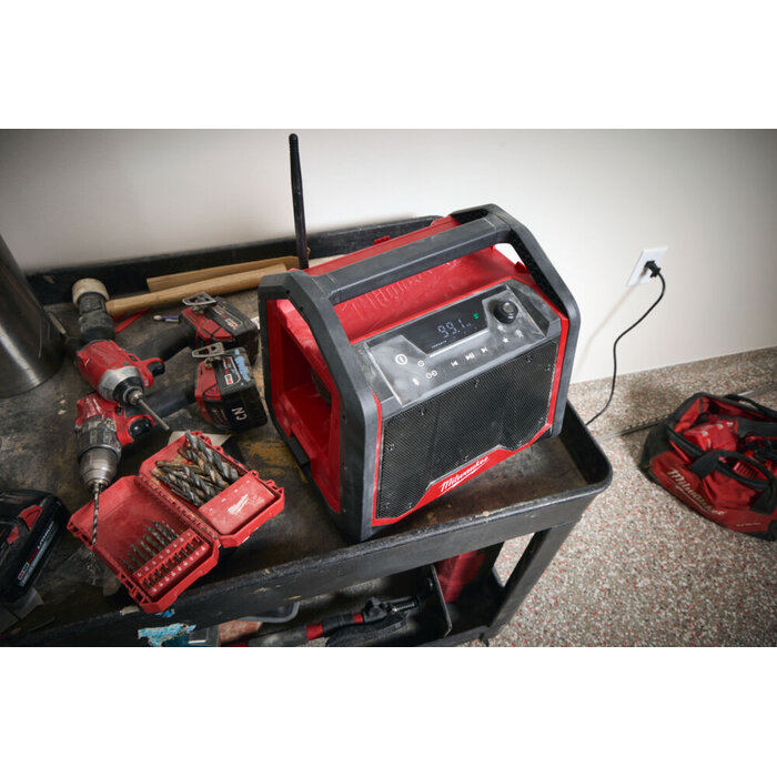 MILWAUKEE M18 RC2DAB+ Jobsite radio/lader G2