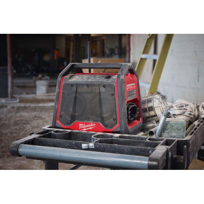 MILWAUKEE M18 RC2DAB+ Jobsite radio/lader G2