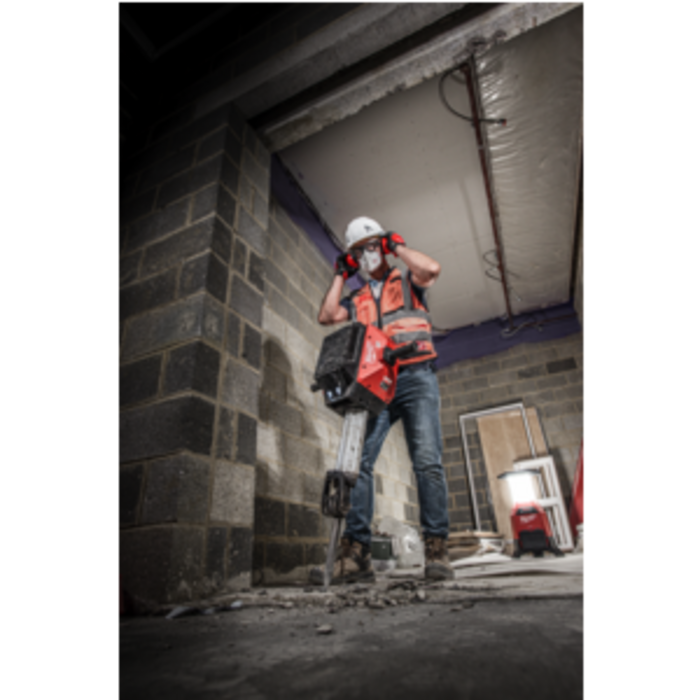 MILWAUKEE M18 ONESLDP ONE-KEY LED compacte lamp/lader