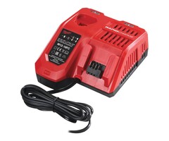 MILWAUKEE M12-18 FC  Accu Snellader 6A