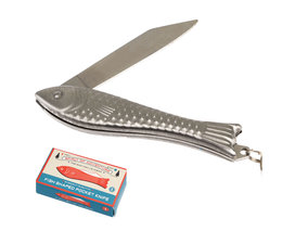 * SOLD * Visvormig Zakmes / Sleutelhanger  | Spirit of Adventure