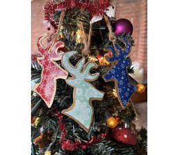 Imbarro Vrolijk gekleurde rendier hangers metaal