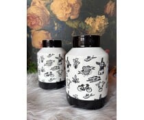 Housevitamin Leuke vaas Oerhollandse details in zwart-wit uitvoering