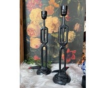 Colmore by Diga Stijlvolle hoge Kandelaar in zwart mat