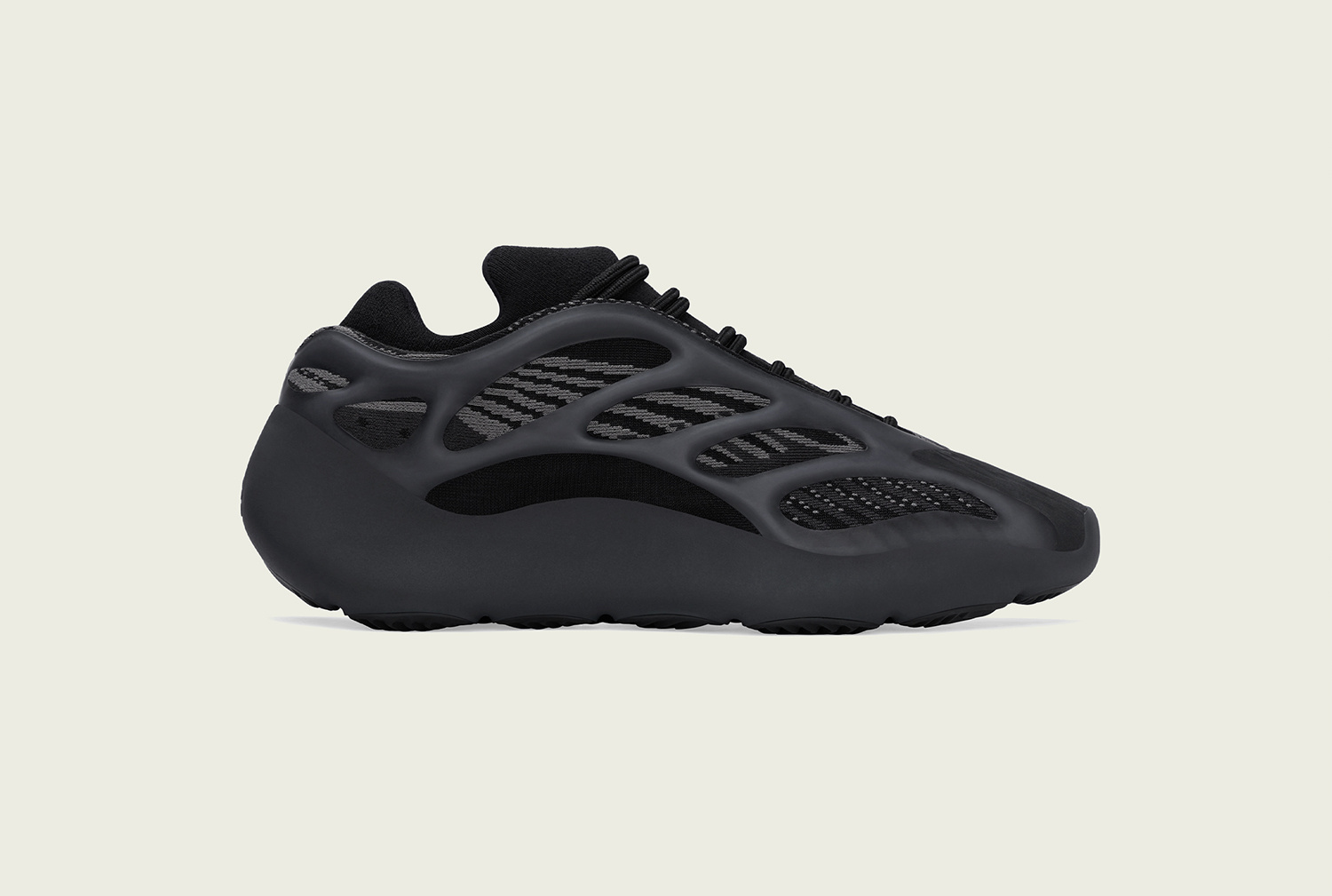 new yeezy 700