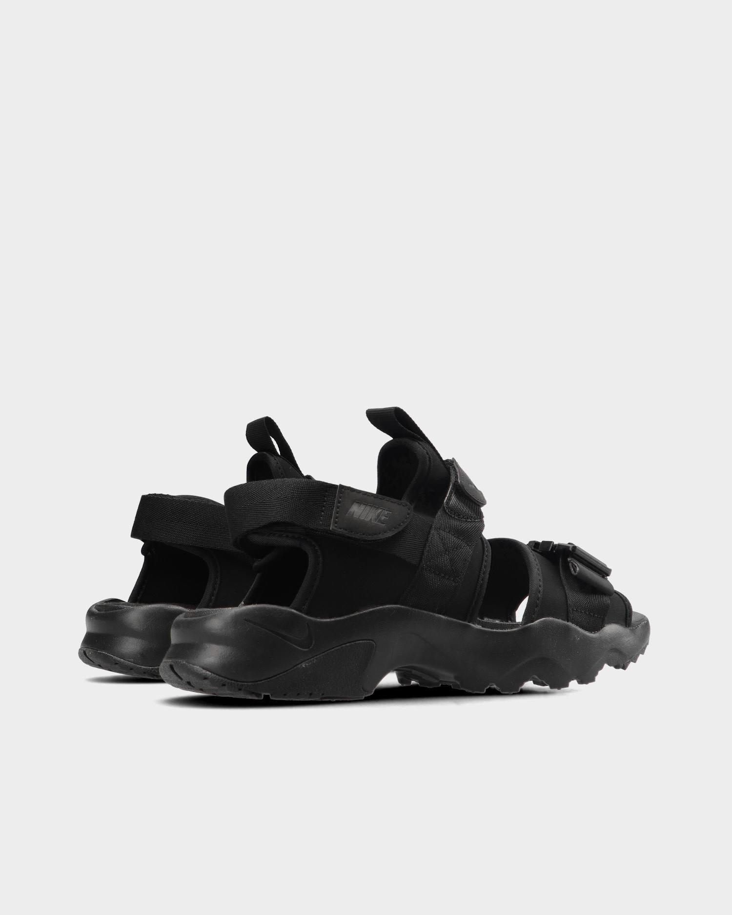 nike canyon black