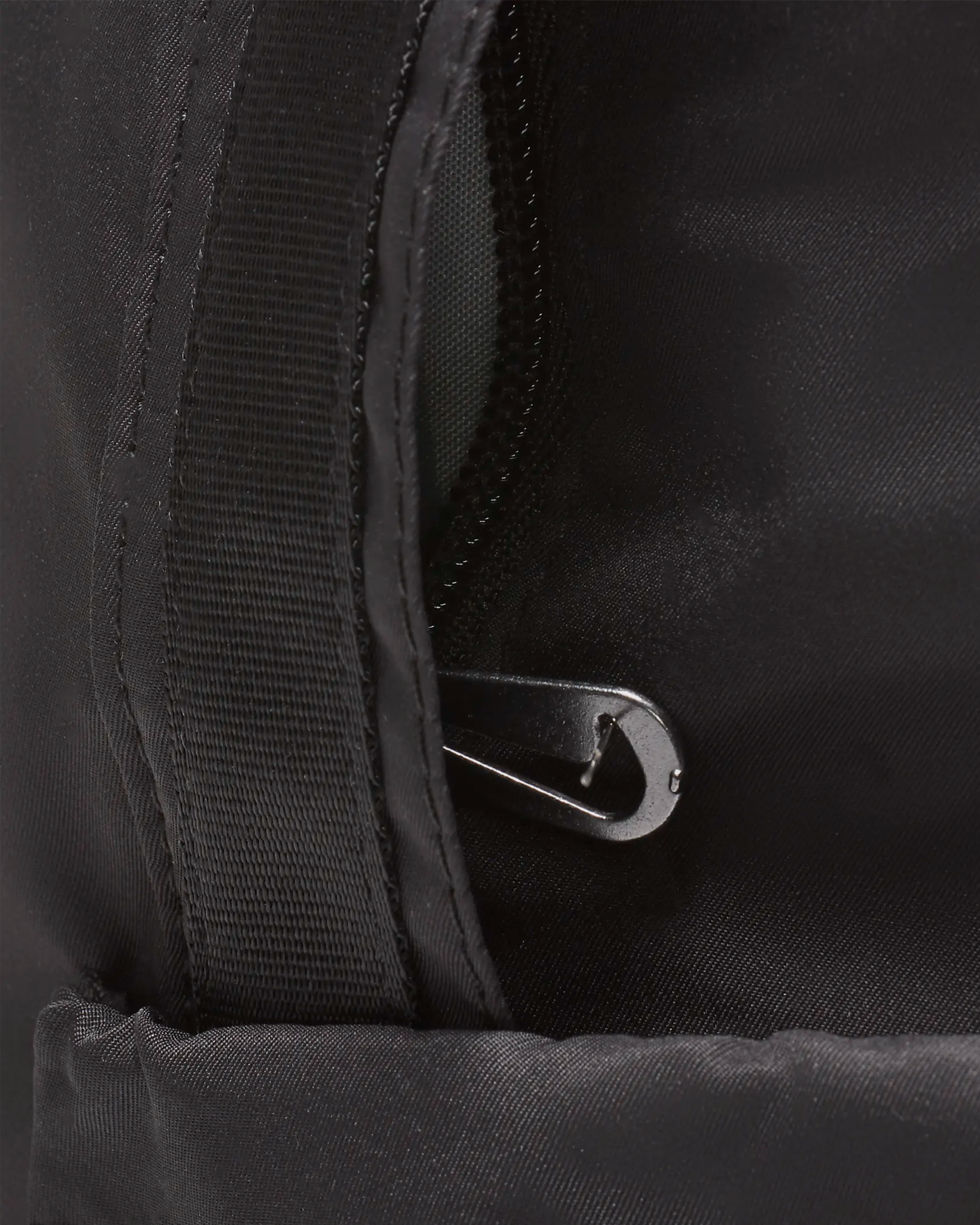 Nike Mini Backpack Futura Luxe Black/Dark Smoke Grey