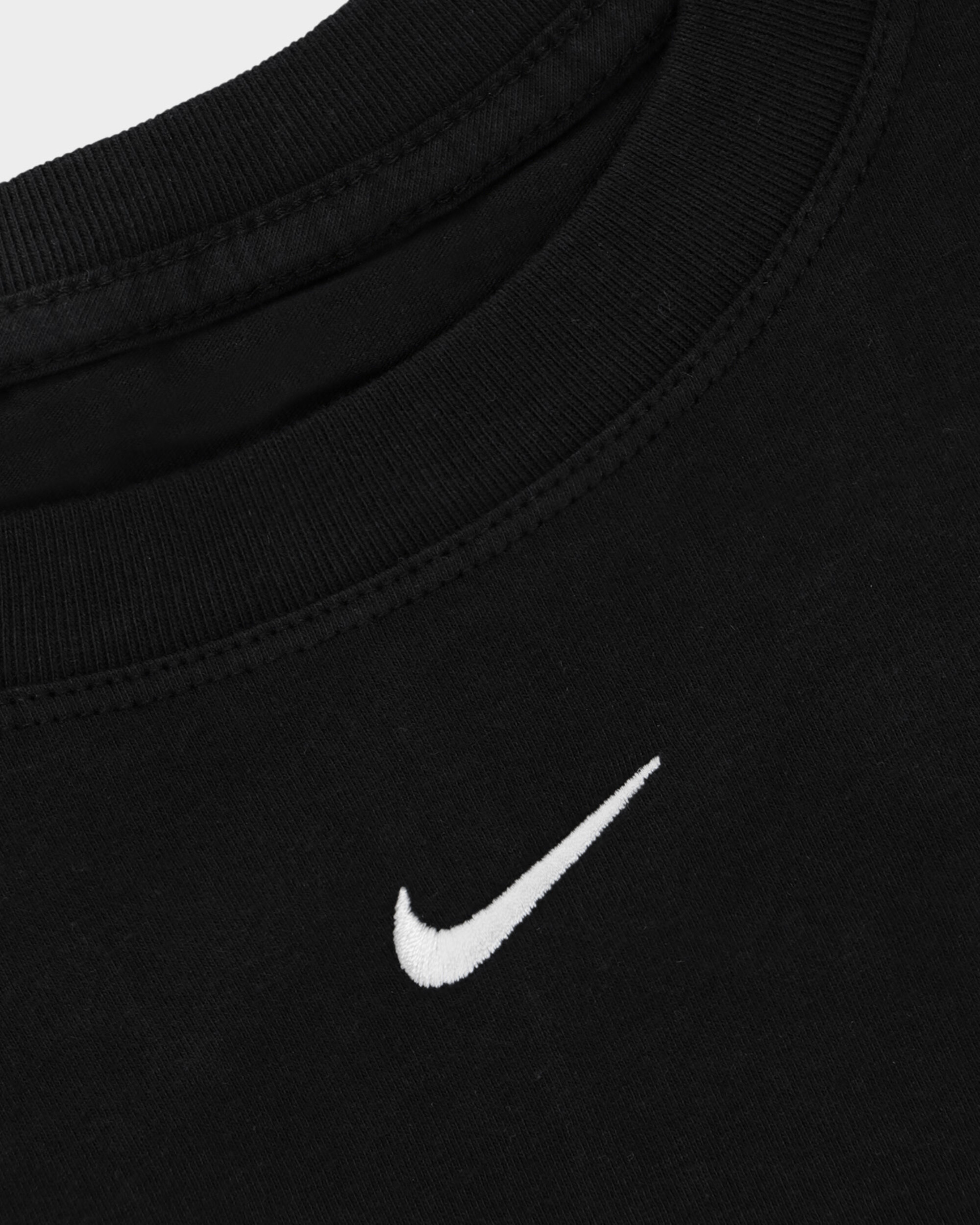 Nike Sportswear Essentials T-Shirt Black/White