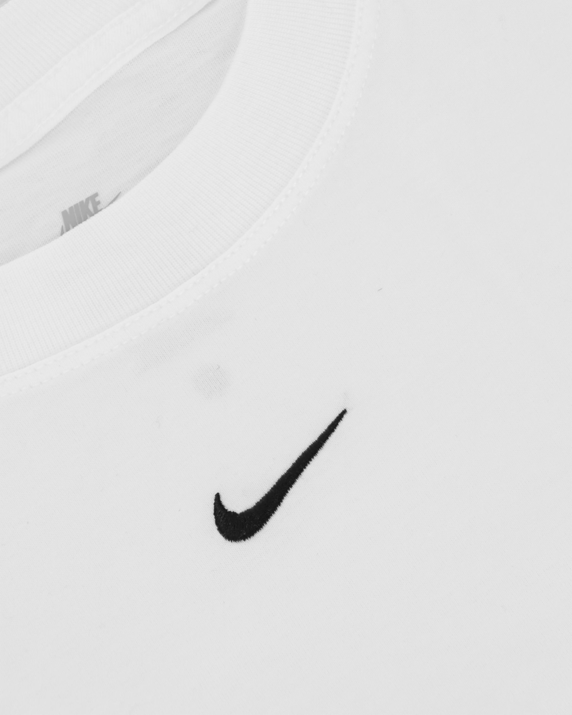 Nike Sportswear Essentials T-Shirt White/Black