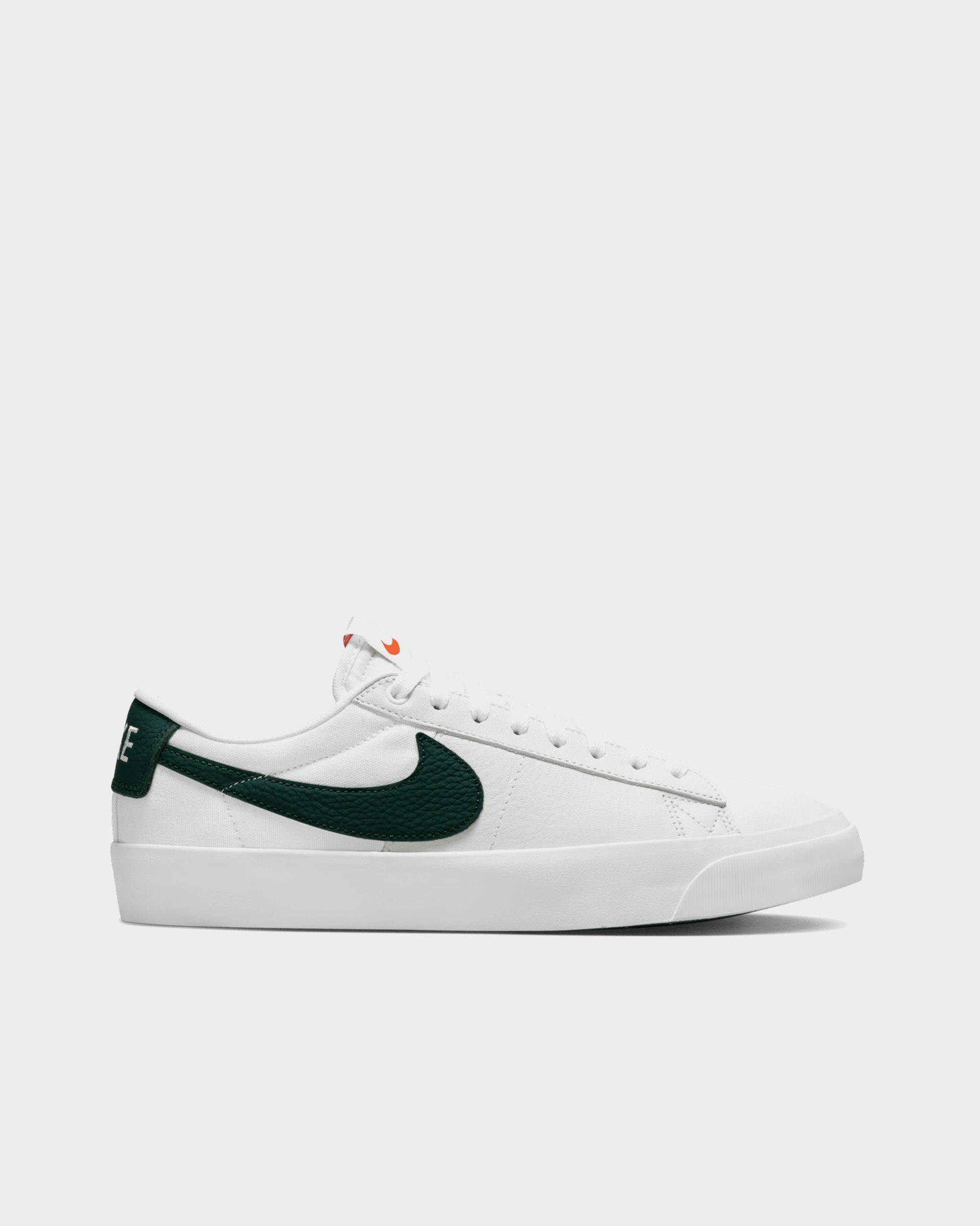 Nike Sb Zoom Blazer Low Pro GT White/Pro Green