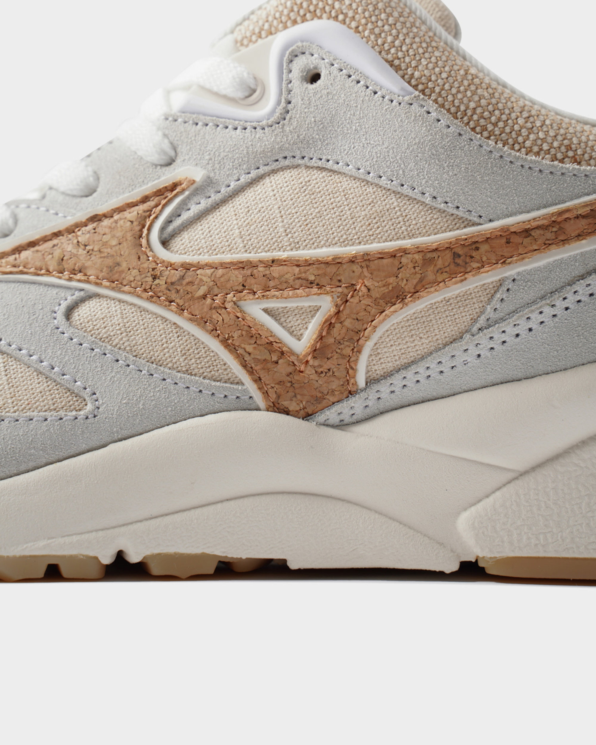Mizuno Sky Medal Undyed white/ Ginger Root/ Undyed Root