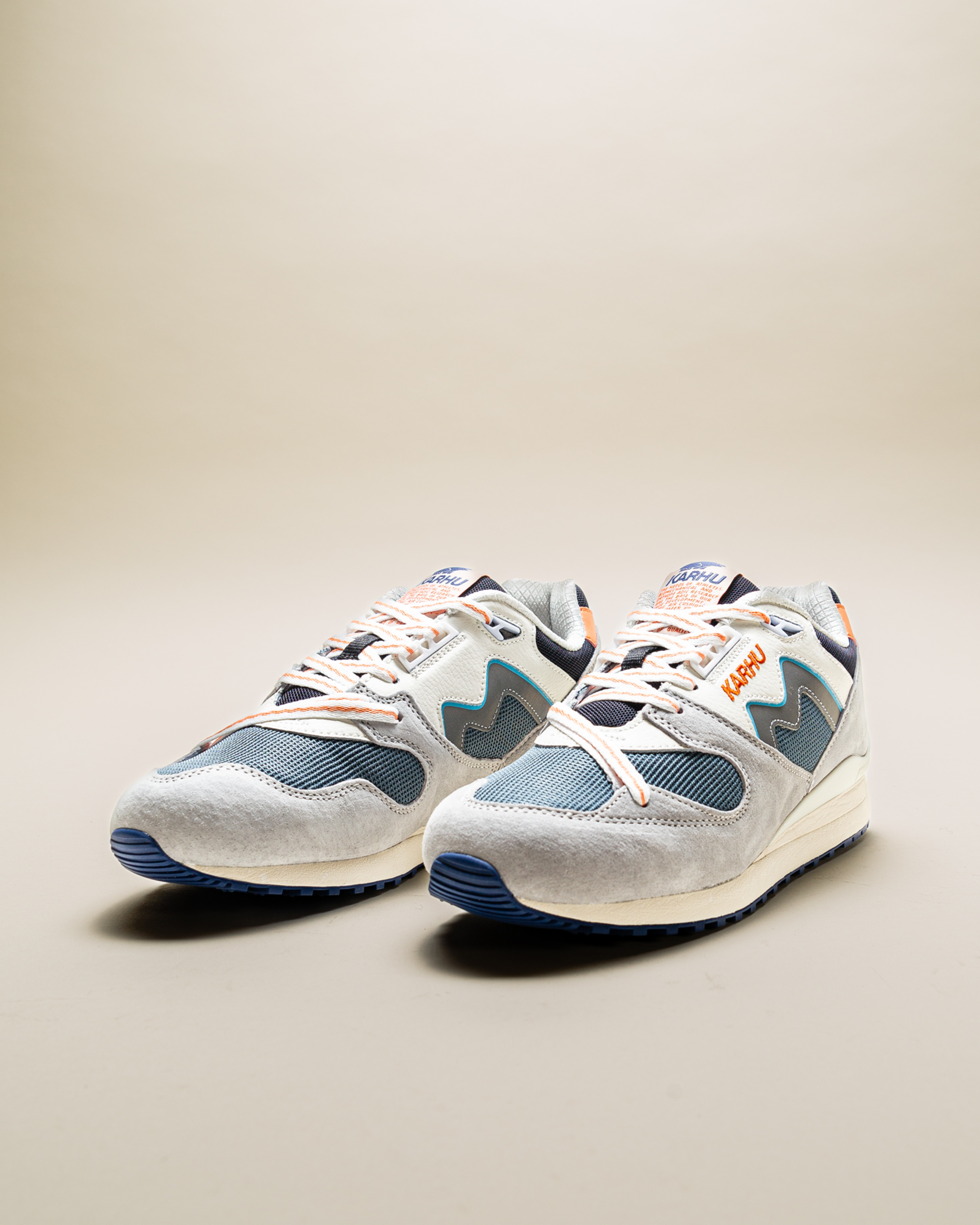 Karhu Synchron Classic - Dawn Blue/ Lilly White