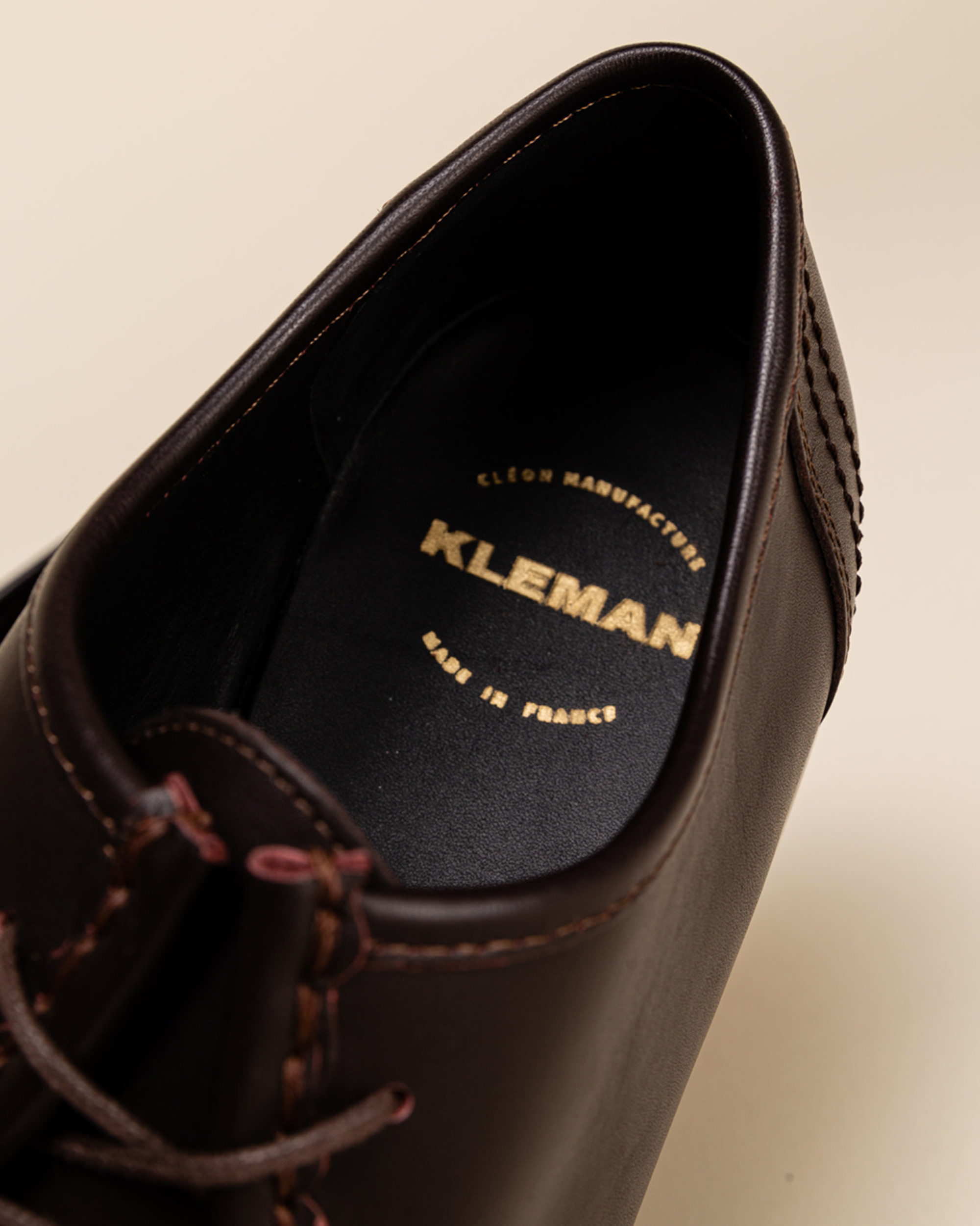 Kleman Padror - Burgundy Leather