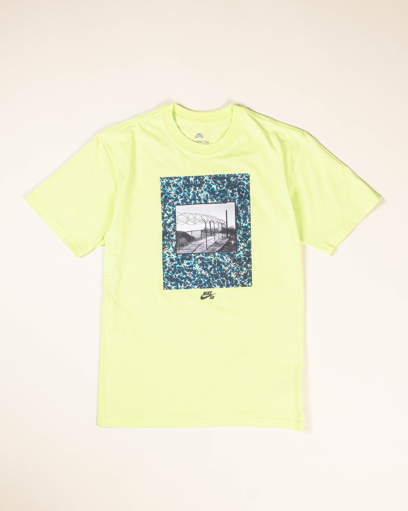 Nike Nike SB Barbed Wire T-Shirt - Lemon Twist