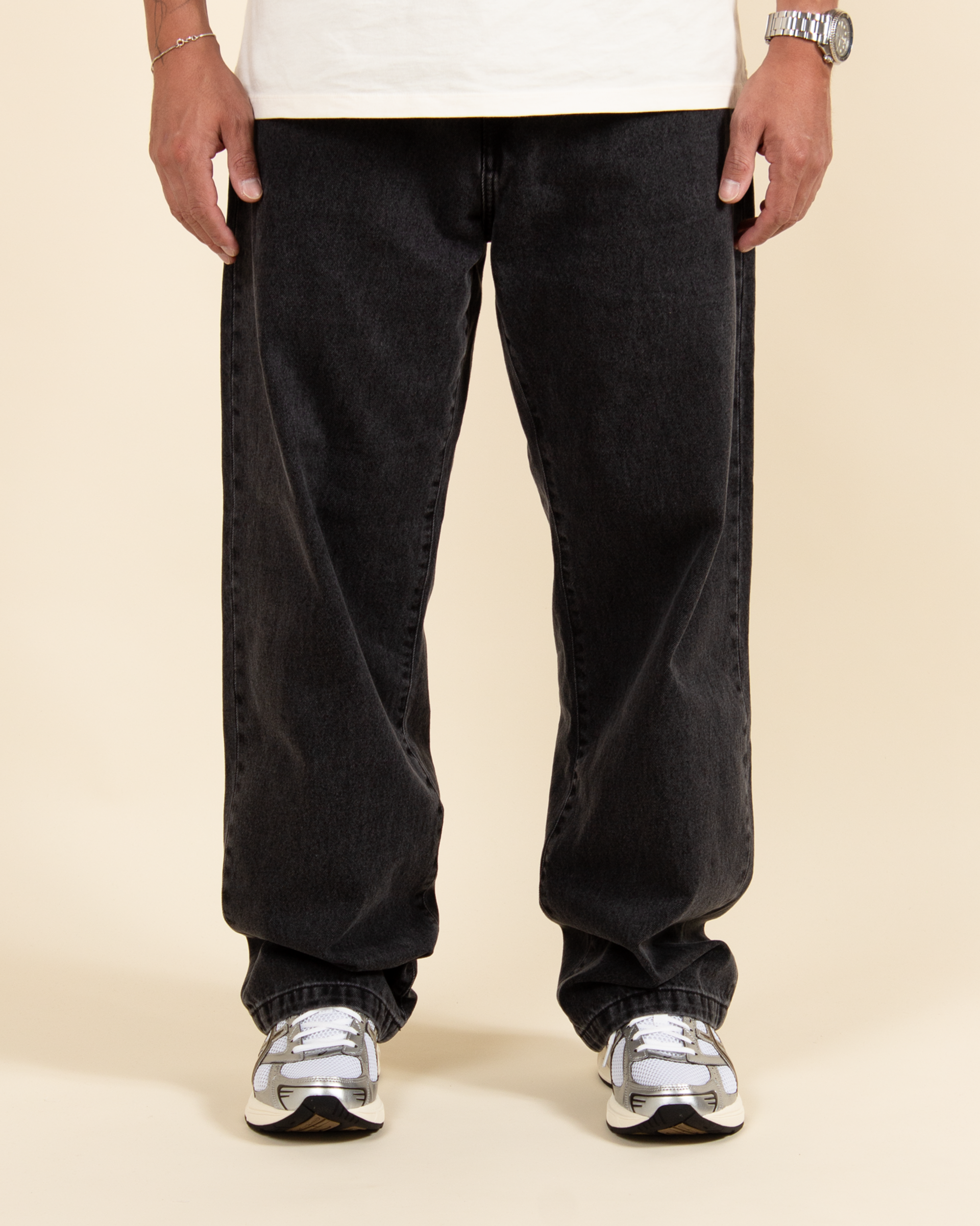 Carhartt WIP Landon Pant - Black (heavy stone  wash)