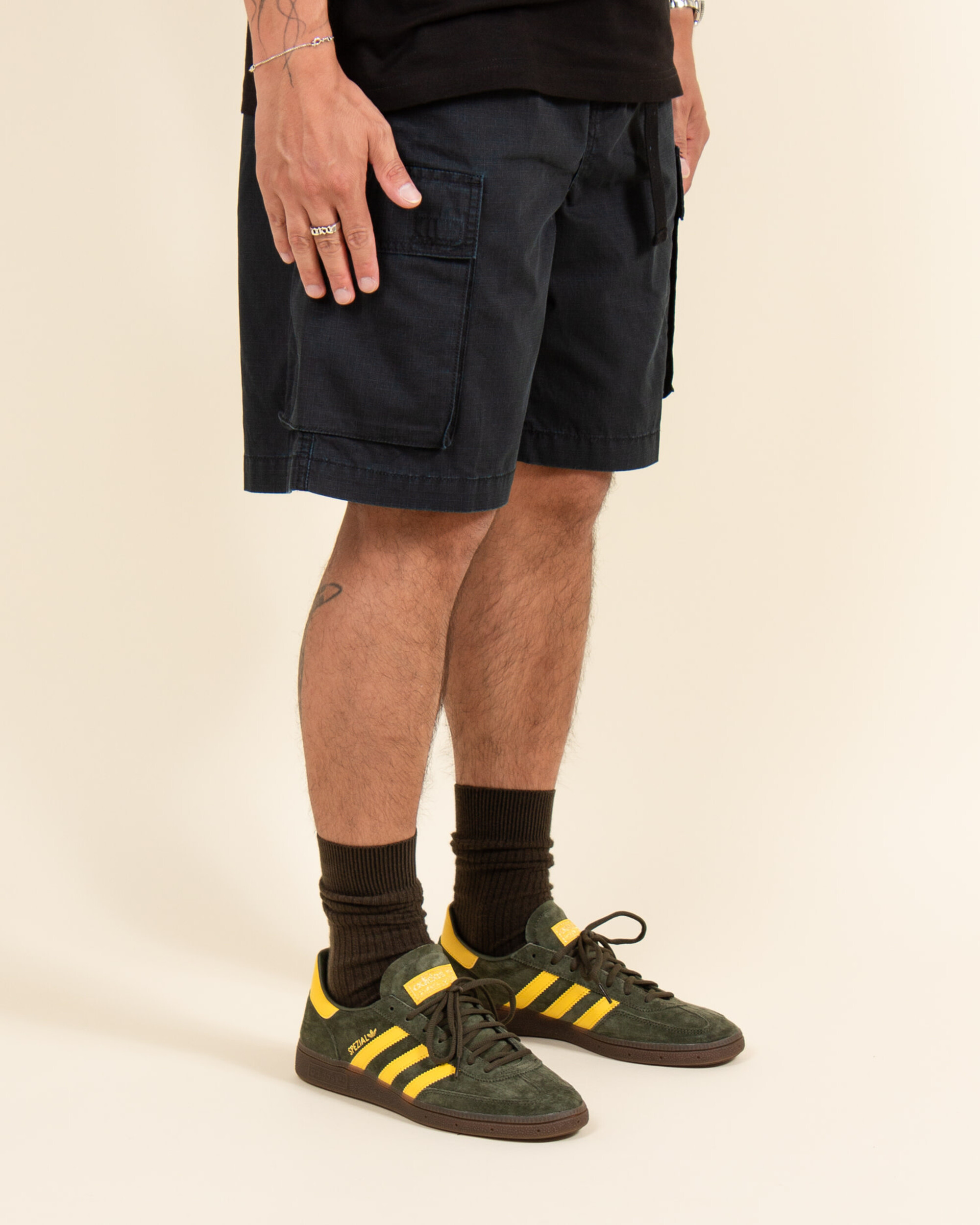 Carhartt WIP Wynton Short - Ripstop Black/Amalfi (stone washed)