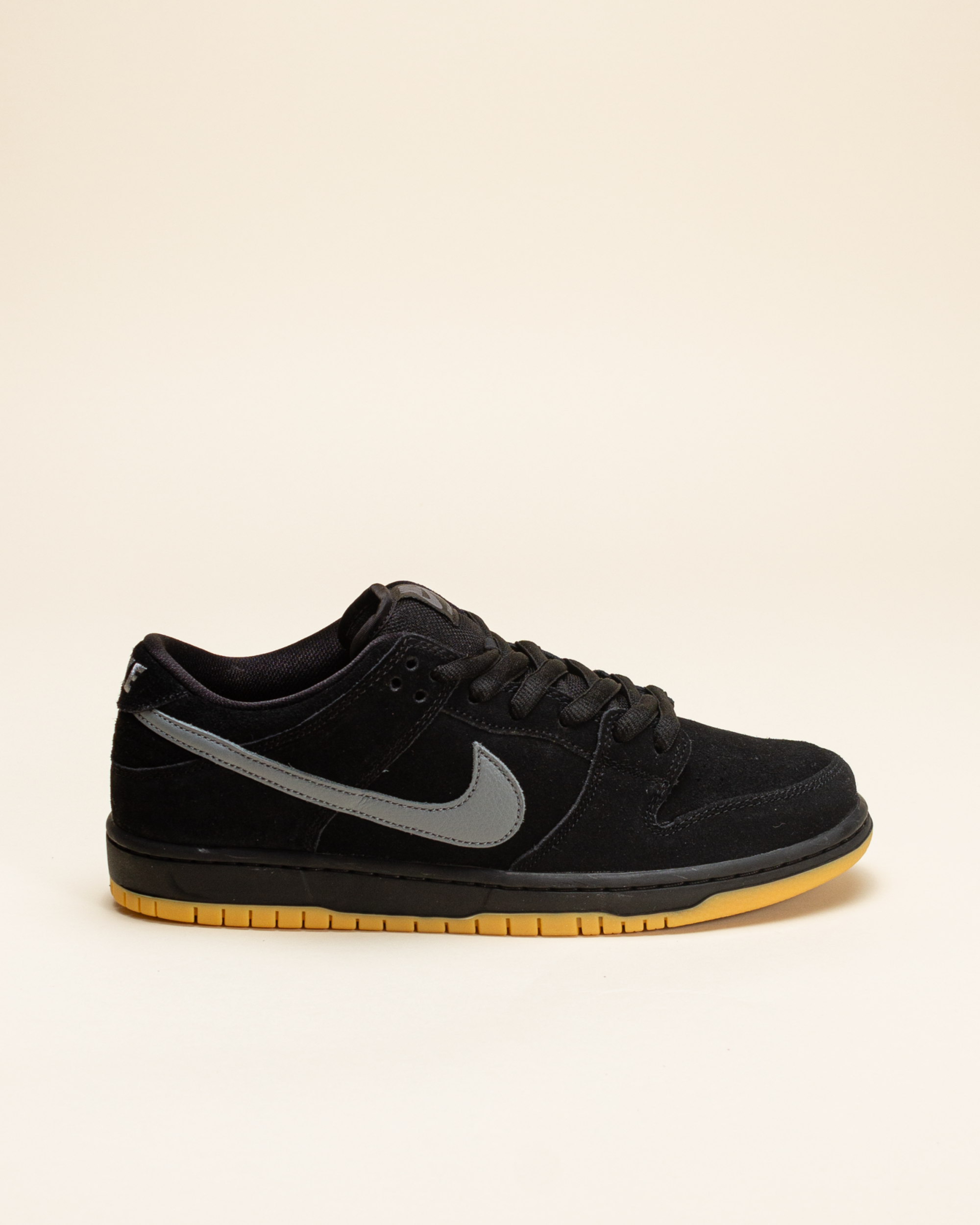 Nike SB Dunk Low Pro 'Fog' -  Black/Cool Grey