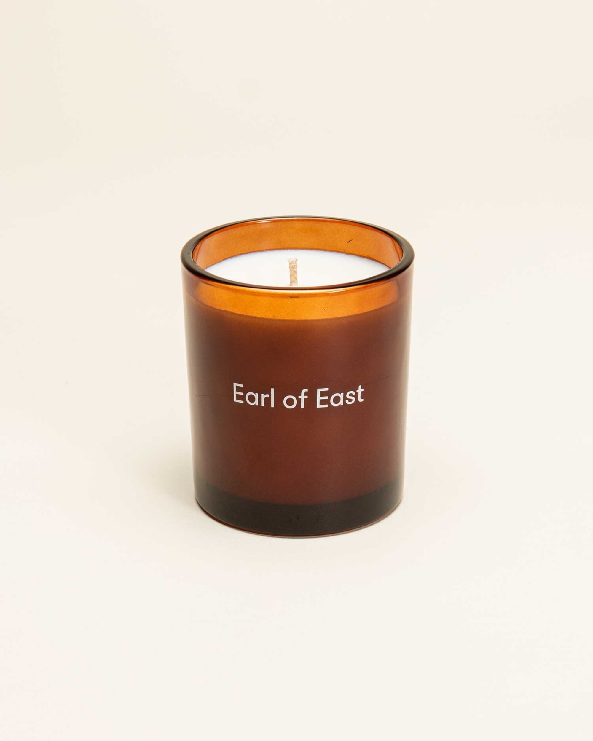 Earl Of East Classic Candle Smoke & Musk - 260ml